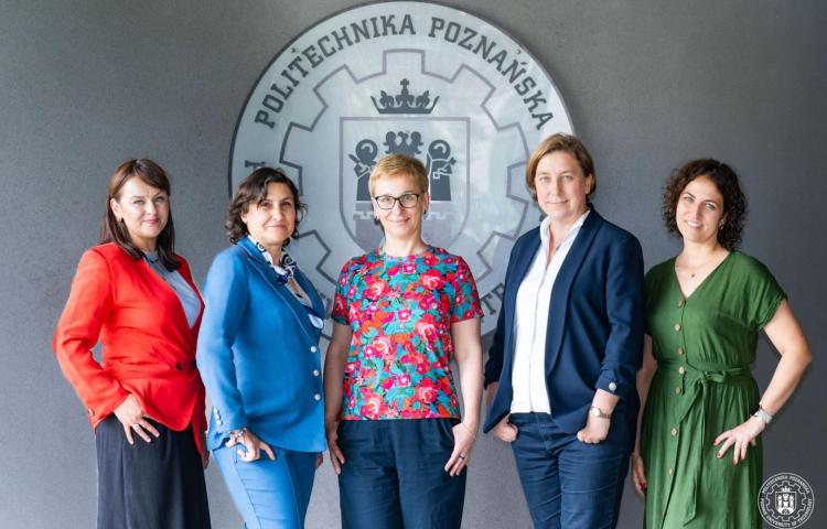 IBISA – prestiżowy grant Erasmus Mundus na międzynarodowe studia magisterskie dla Wydziału Technologii Chemicznej