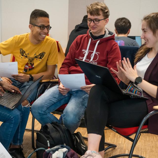 Wizyta studentów i wykładowców z University of MONS na Wydziale Informatyki i Telekomunikacji