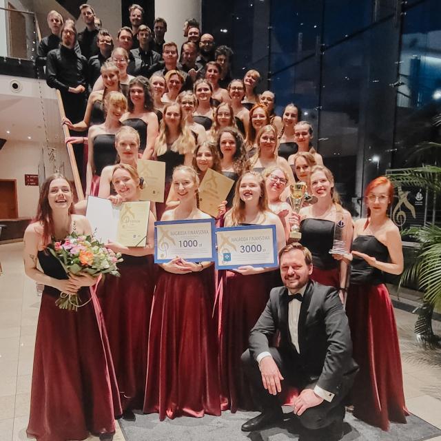 Zdjęcie chóru "Volantes Soni"